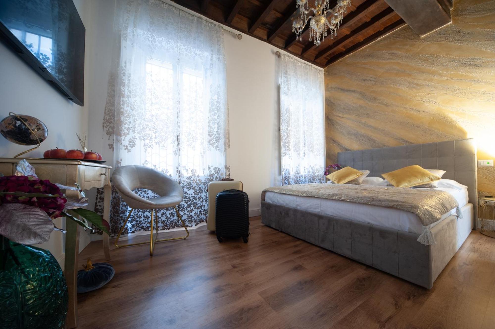 Pantheon Charming Accommodation Рим Екстериор снимка