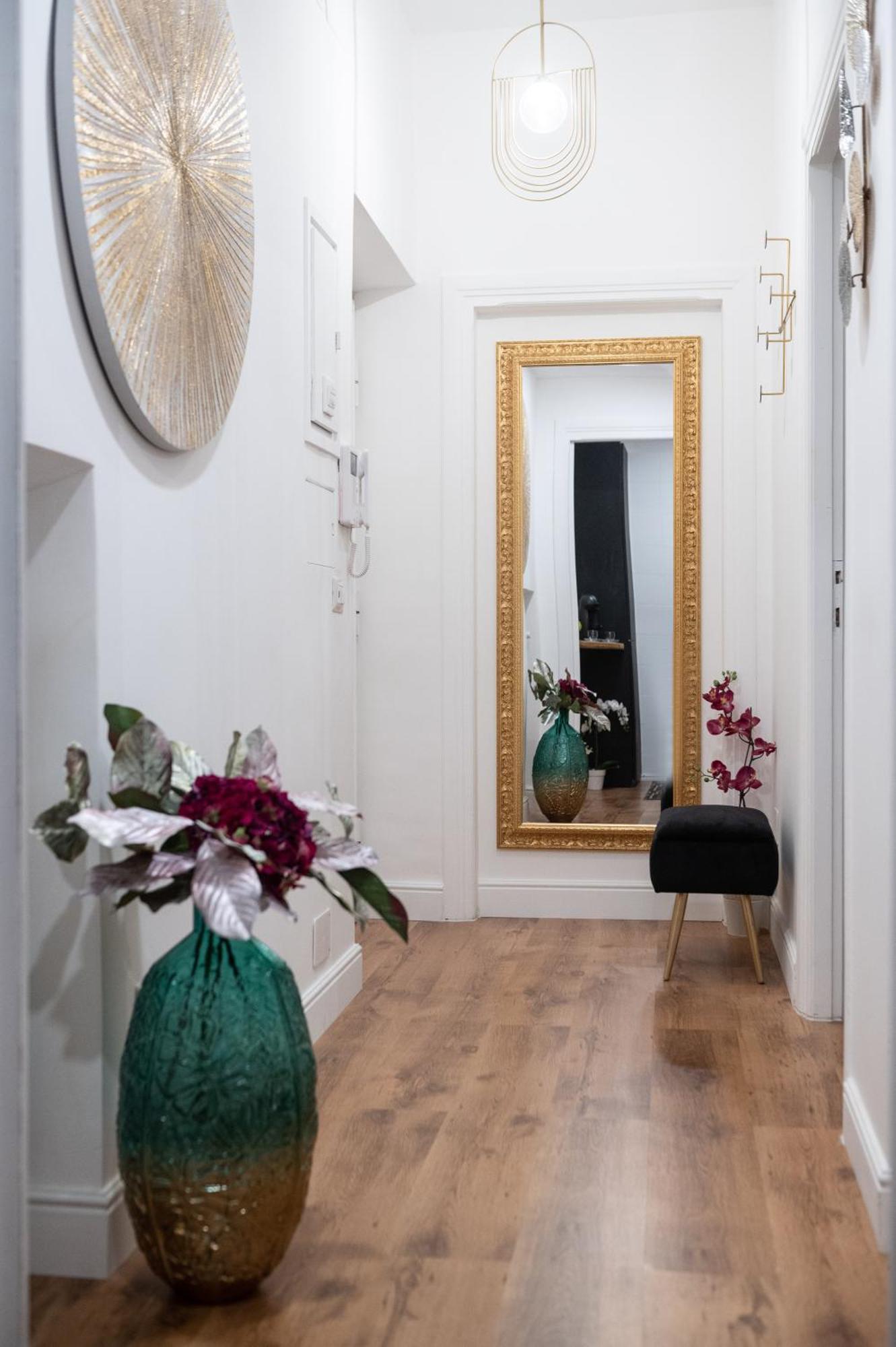 Pantheon Charming Accommodation Рим Екстериор снимка